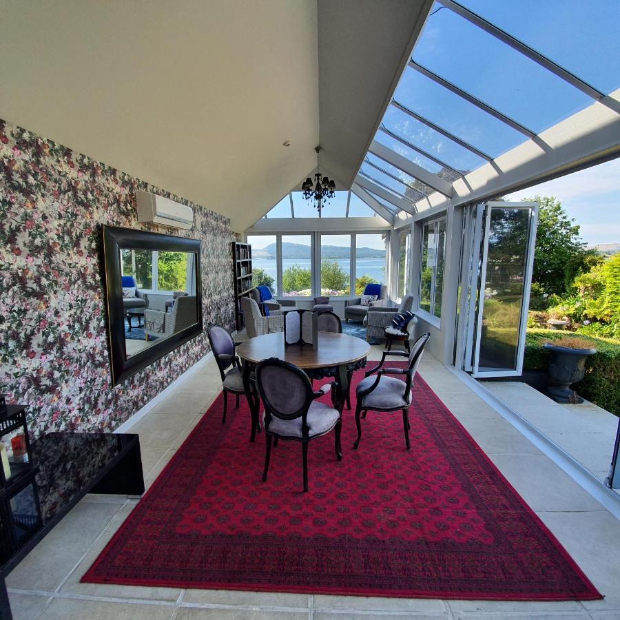 Black Swan Lakeside Hospedaje Hotel Boutique Rotorua Exterior foto